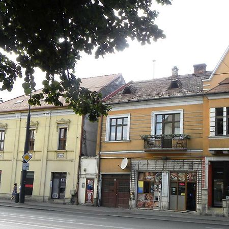 Modern Old Town Ap. Baritiu Lejlighed Cluj-Napoca Eksteriør billede