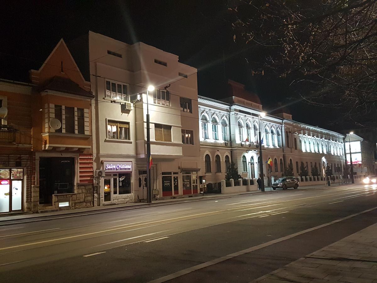 Modern Old Town Ap. Baritiu Lejlighed Cluj-Napoca Eksteriør billede